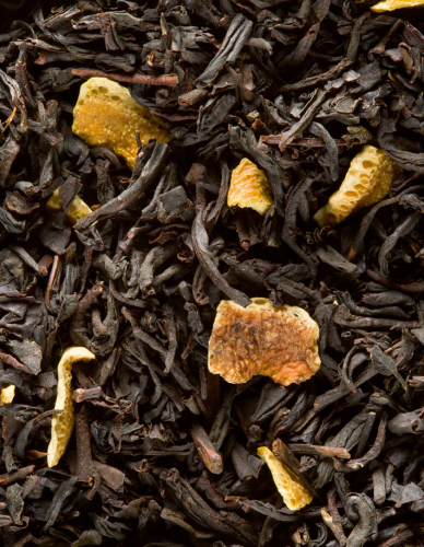 Mélange de thés noirs parfumé à l'huile essentielle d'orange sanguine et parsemés d'écorces d'orange. La note acidulée de l'orange sanguine donne une personnalité particulière à ce mélange.
