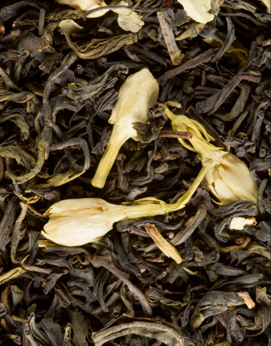 Mélange de thé noir et de vert au jasmin, parfumé aux arômes fruit de la passion rouge, mangue et ananas avec une pointe d'huile essentielle d'agrumes. Un thé à la fois fleuri et merveilleusement fruité.